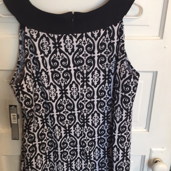 Voir Voir black and white abstract. Retro inspired - Picture 4 of 4